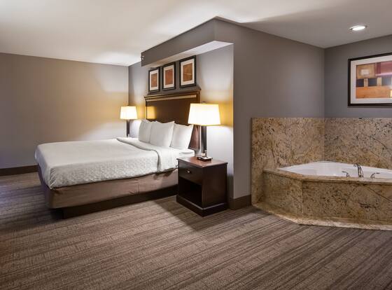 Spark by Hilton Oak Forest is a family friendly hotel in Oak Forest, Illinois (IL)