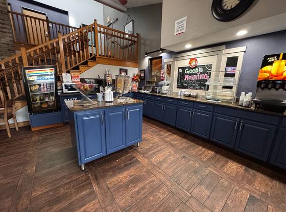 AmericInn by Wyndham White Bear Lake St. Paul is a family friendly hotel in White Bear Lake, Minnesota (MN)