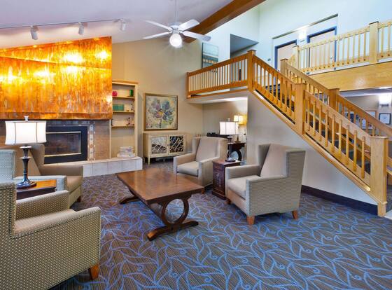 AmericInn by Wyndham Bay City is a family friendly hotel in Bay City, Michigan (MI)