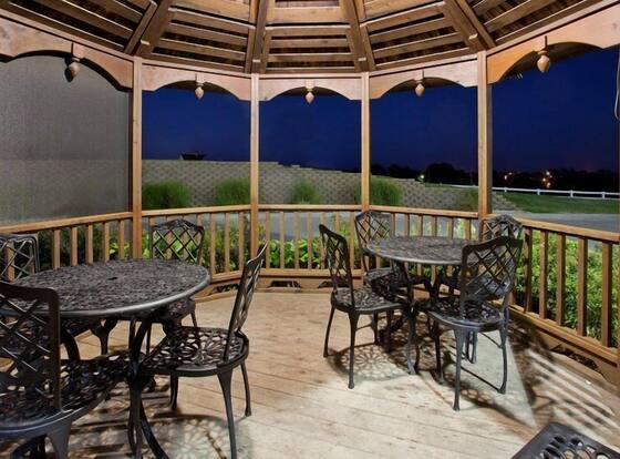 MainStay Suites Emporia is a family friendly hotel in Emporia, Kansas (KS)