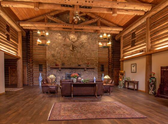 Dao House is a family friendly hotel in Estes Park, Colorado (CO)