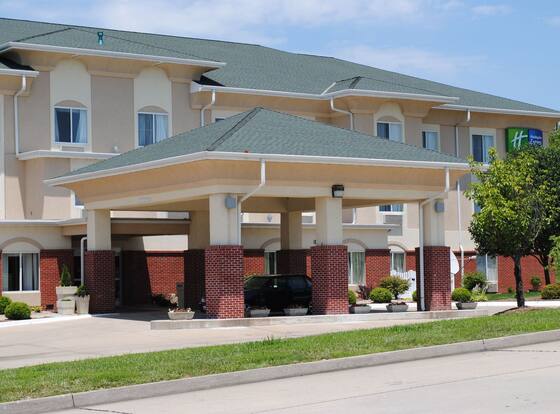 Holiday Inn Express Boonville by IHG is a family friendly hotel in Boonville, Missouri (MO)