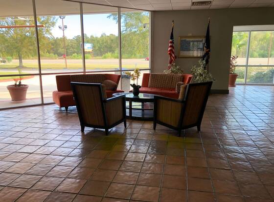 Studio 6 LaPlace, LA is a family friendly hotel in Laplace, Louisiana (LA)