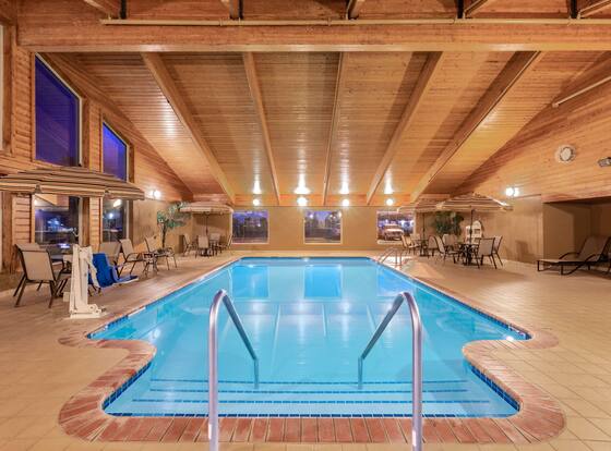 SureStay Plus Hotel by Best Western Litchfield is a family friendly hotel in Litchfield, Minnesota (MN)