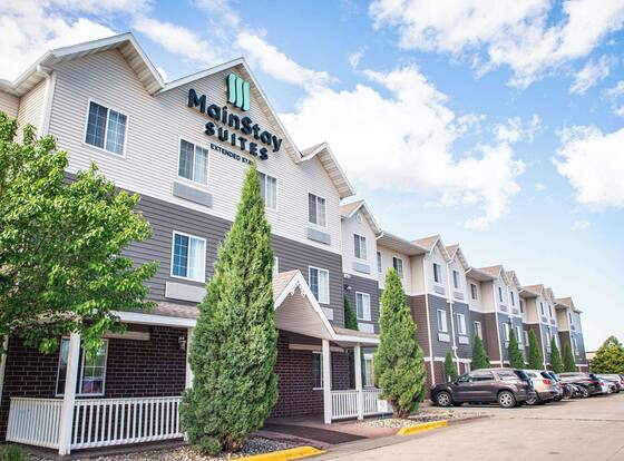 MainStay Suites Fargo - I-94 Medical Center is a family friendly hotel in Fargo, North Dakota (ND)