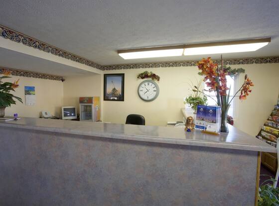 Americas Best Value Inn Litchfield is a family friendly hotel in Litchfield, Illinois (IL)
