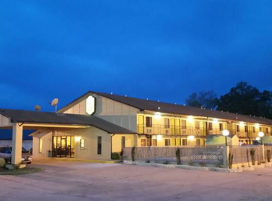 Super 8 by Wyndham Clarksville AR is a family friendly hotel in Clarksville, Arkansas (AR)