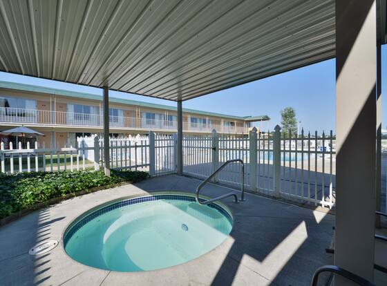 Quality Inn is a family friendly hotel in Huntingburg, Indiana (IN)