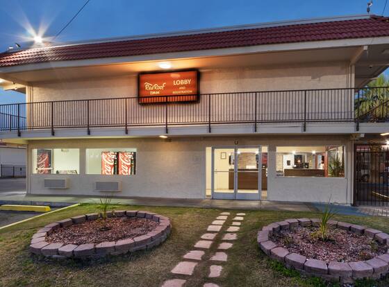 Red Roof Inn Phoenix - Midtown is a family friendly hotel in Phoenix, Arizona (AZ)