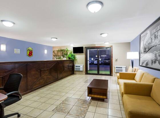 Super 8 by Wyndham Jonesboro is a family friendly hotel in Jonesboro, Arkansas (AR)