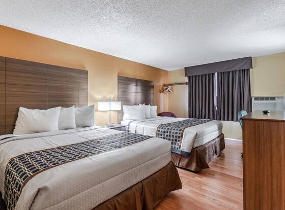 Rodeway Inn Farmington is a family friendly hotel in Farmington, New Mexico (NM)