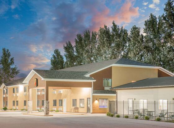 Super 8 by Wyndham Webster City IA is a family friendly hotel in Webster City, Iowa (IA)
