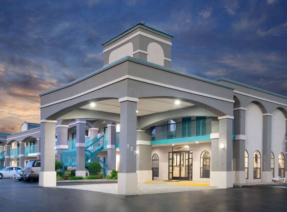 Super 8 by Wyndham Murfreesboro is a family friendly hotel in Murfreesboro, Tennessee (TN)