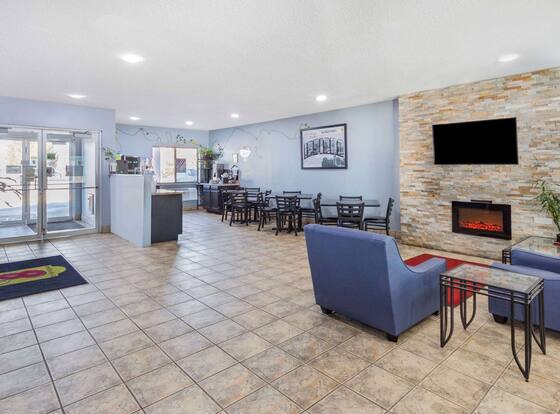 Super 8 by Wyndham Kokomo is a family friendly hotel in Kokomo, Indiana (IN)