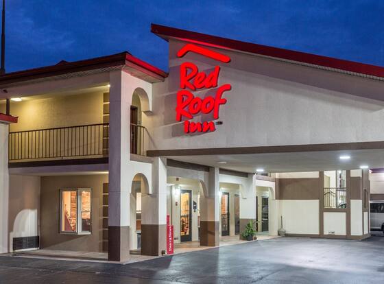 Red Roof Inn Bowling Green is a family friendly hotel in Bowling Green, Kentucky (KY)