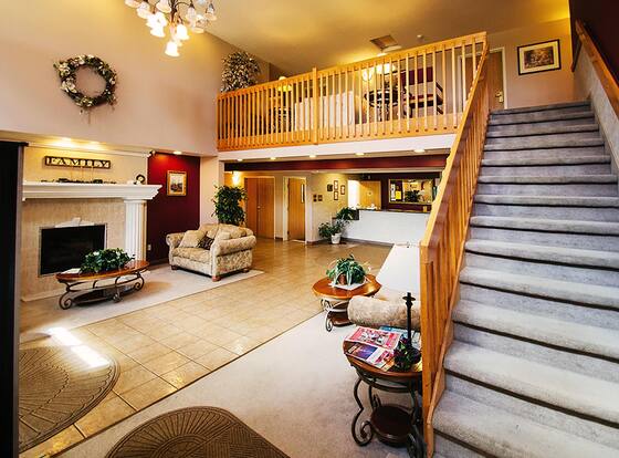 Urbana Inn & Suites is a family friendly hotel in Urbana, Iowa (IA)