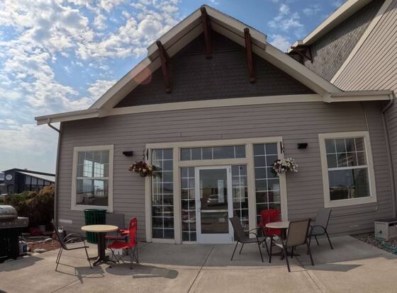 La Quinta Inn & Suites by Wyndham Belgrade - Bozeman Airport is a family friendly hotel in Belgrade, Montana (MT)