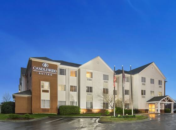 Candlewood Suites Charlotte - Arrowood by IHG is a family friendly hotel in Charlotte, North Carolina (NC)
