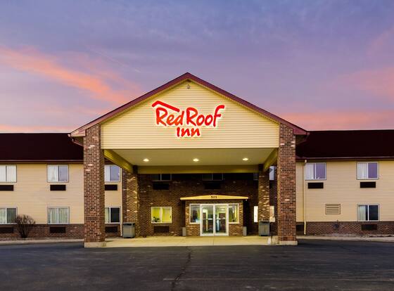 Red Roof Inn Auburn is a family friendly hotel in Auburn, Indiana (IN)
