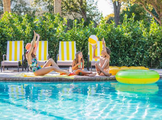 Hotel Landy Orlando Universal Blvd., a Tribute Portfolio Hotel is a family friendly hotel in Orlando, Florida (FL)