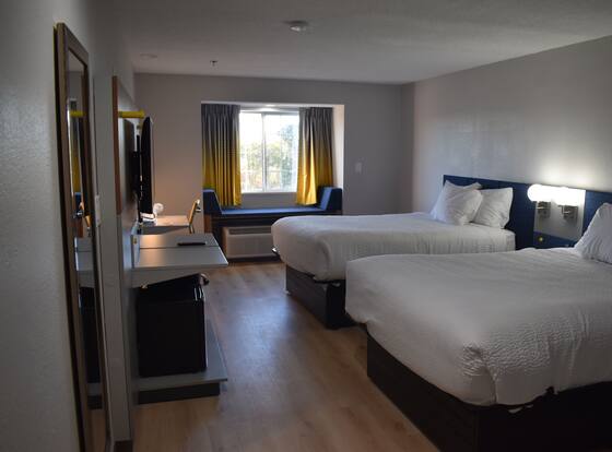 Microtel Inn & Suites by Wyndham Stockbridge/Atlanta I-75 is a family friendly hotel in Stockbridge, Georgia (GA)