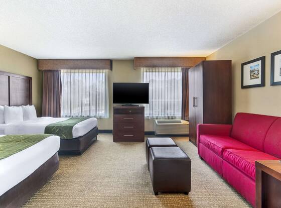 Comfort Suites Wilmington near Downtown is a family friendly hotel in Wilmington, North Carolina (NC)