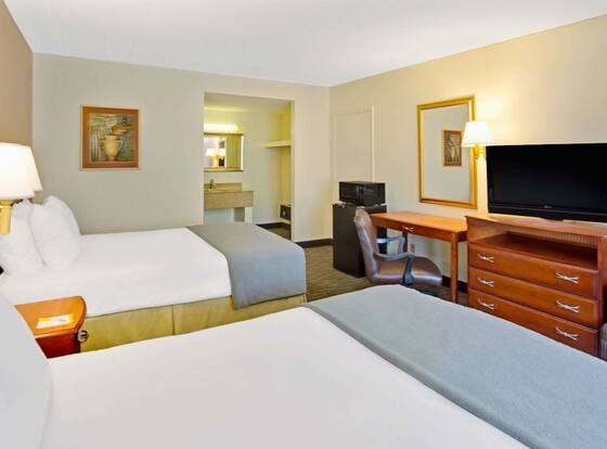 Days Inn by Wyndham Silver Spring is a family friendly hotel in Silver Spring, Maryland (MD)
