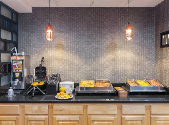 Four Points by Sheraton Charlotte - Pineville is a family friendly hotel in Pineville, North Carolina (NC)