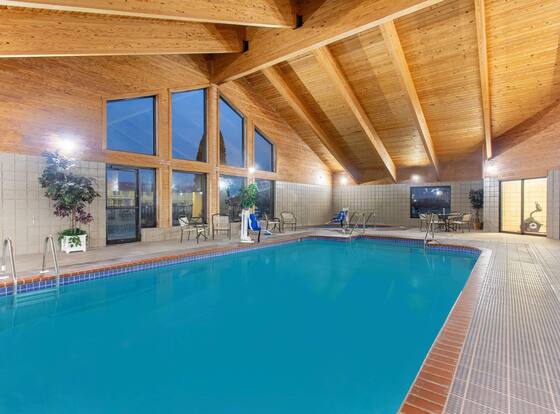 AmericInn by Wyndham New London is a family friendly hotel in New London, Wisconsin (WI)