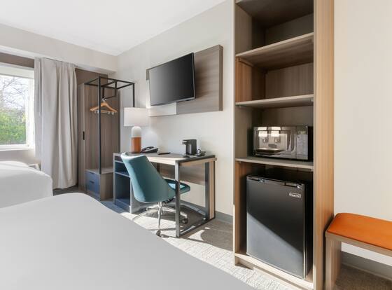 Comfort Inn & Suites is a family friendly hotel in Beaver Dam, Wisconsin (WI)