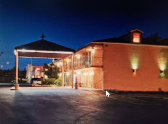 Mountain Home Inn is a family friendly hotel in Mountain Home, Arkansas (AR)