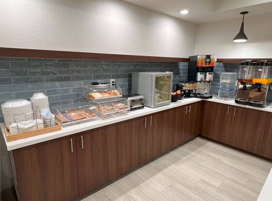 Clarion Pointe is a family friendly hotel in High Point, North Carolina (NC)