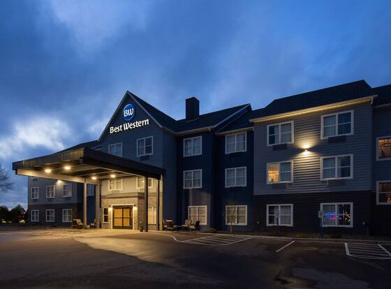 Best Western Eau Claire South is a family friendly hotel in Eau Claire, Wisconsin (WI)