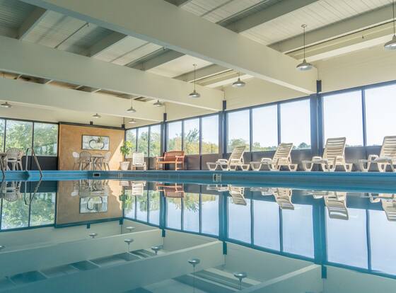 Best Western Hunt's Landing Hotel Matamoras/Milford is a family friendly hotel in Matamoras, Pennsylvania (PA)