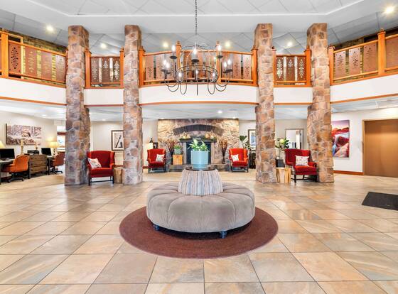 Best Western Rocky Mountain Lodge is a family friendly hotel in Whitefish, Montana (MT)