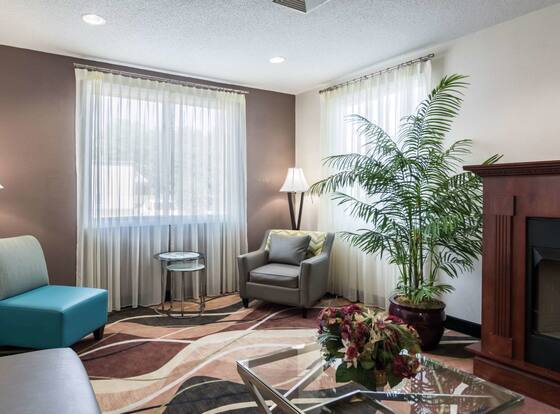 Quality Inn Warsaw near Rappahannock River is a family friendly hotel in Warsaw, Virginia (VA)