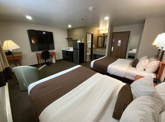 Studio 6 Minot, ND is a family friendly hotel in Minot, North Dakota (ND)