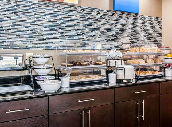 Comfort Inn Blue Ash North is a family friendly hotel in Blue Ash, Ohio (OH)
