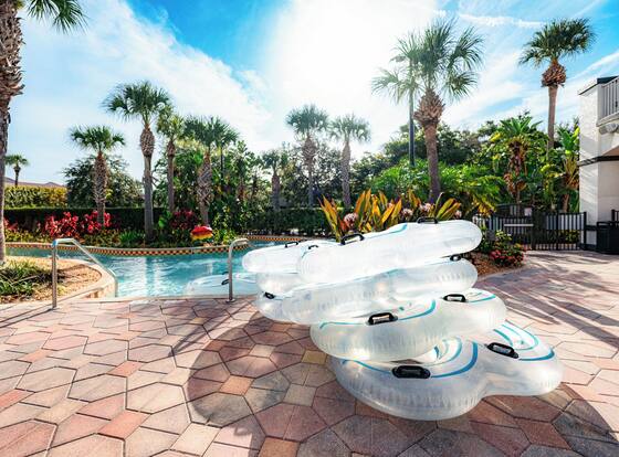 FantasyWorld Resort is a family friendly hotel in Kissimmee, Florida (FL)
