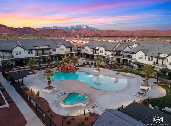 Red Cliffs Retreat Ocotillo #8 by RedAwning is a family friendly hotel in Santa Clara, Utah (UT)