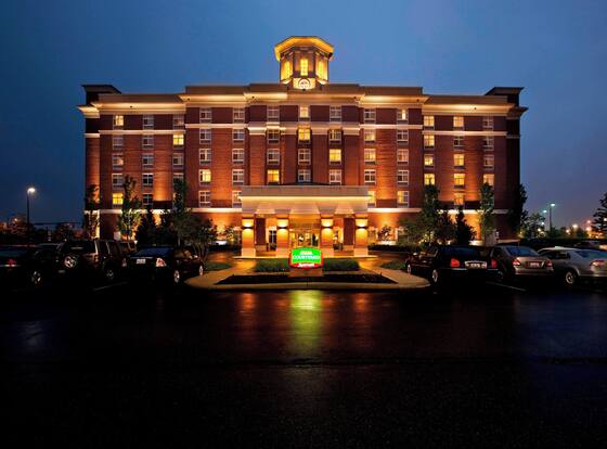 Courtyard by Marriott Easton-Columbus is a family friendly hotel in Columbus, Ohio (OH)
