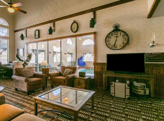 Comfort Inn Warrensburg Station is a family friendly hotel in Warrensburg, Missouri (MO)