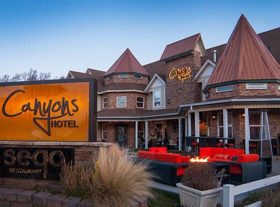 Canyons Boutique Hotel, a Canyons Collection Property is a family friendly hotel in Kanab, Utah (UT)