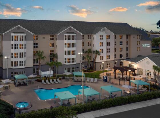 Homewood Suites By Hilton Orlando-Nearest Universal Studios is a family friendly hotel in Orlando, Florida (FL)