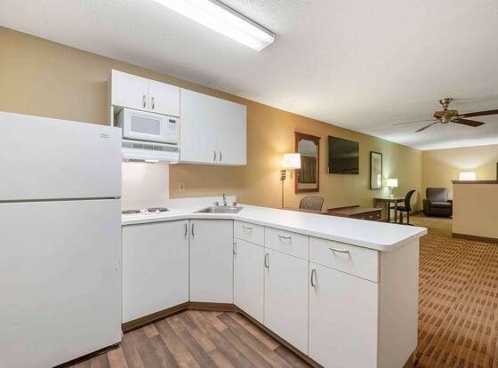 Extended Stay America Suites Hampton Coliseum is a family friendly hotel in Hampton, Virginia (VA)