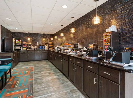Best Western Bradbury Inn & Suites is a family friendly hotel in Perry, Georgia (GA)