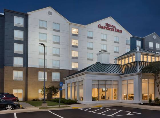 Hilton Garden Inn Birmingham/Lakeshore Drive is a family friendly hotel in Birmingham, Alabama (AL)