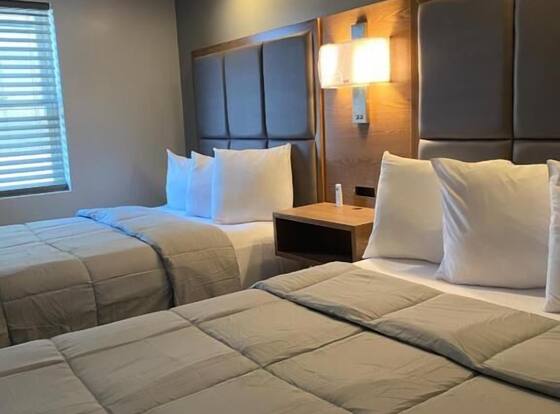 Coastal Sands Inn is a family friendly hotel in Wildwood, New Jersey (NJ)