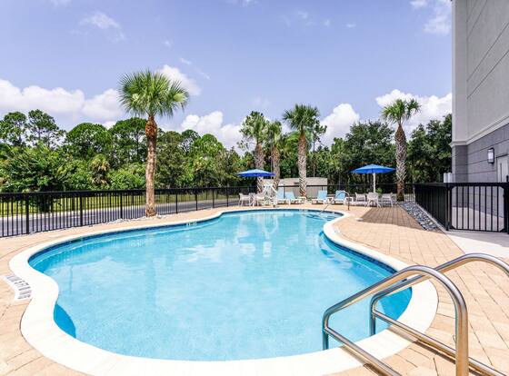 Hampton Inn Titusville/I-95 Kennedy Space Center is a family friendly hotel in Titusville, Florida (FL)