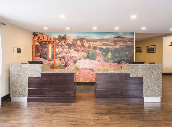 La Quinta Inn & Suites by Wyndham Moab is a family friendly hotel in Moab, Utah (UT)